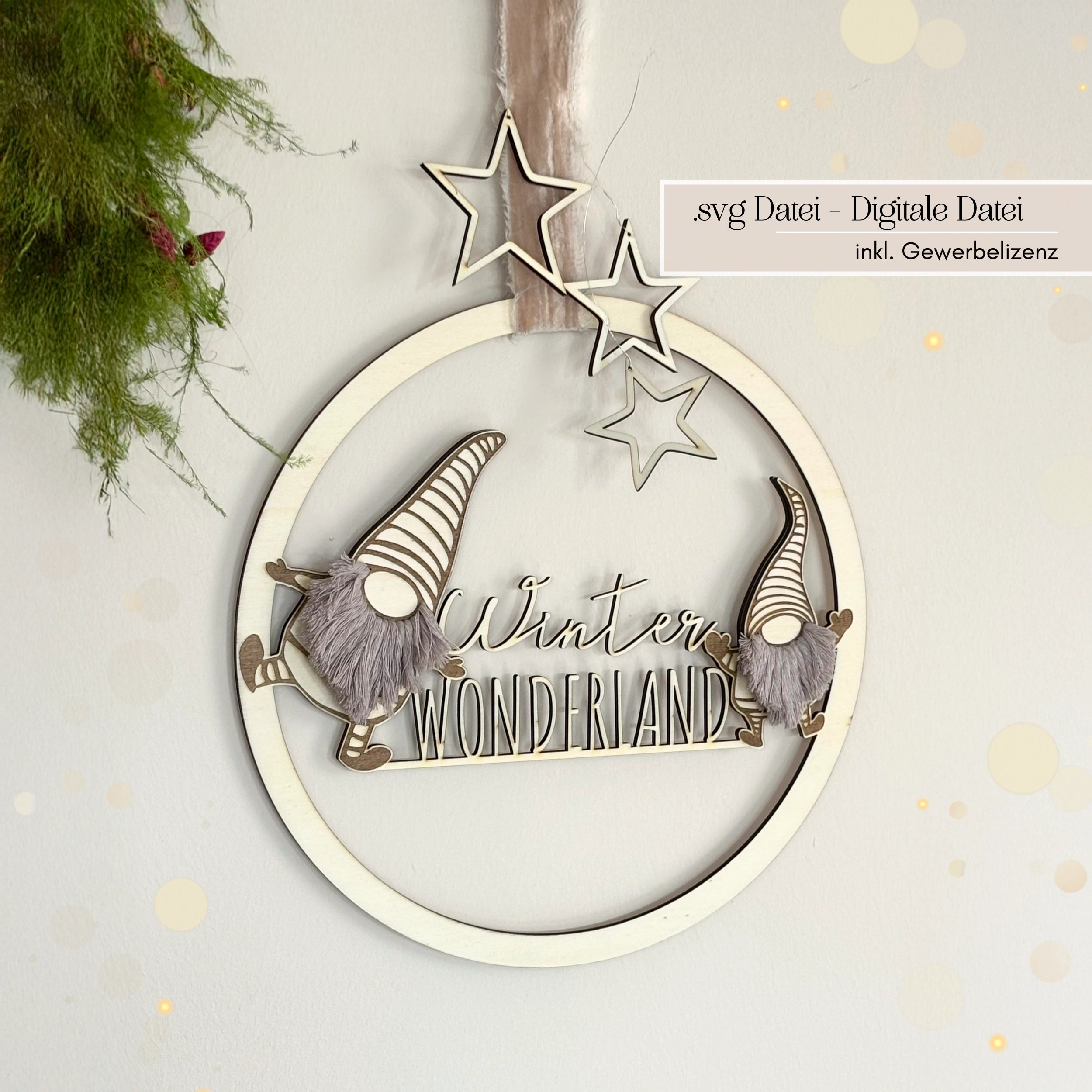 Wichtel-Kranz als Winter Wonderland Wanddeko aus Holz